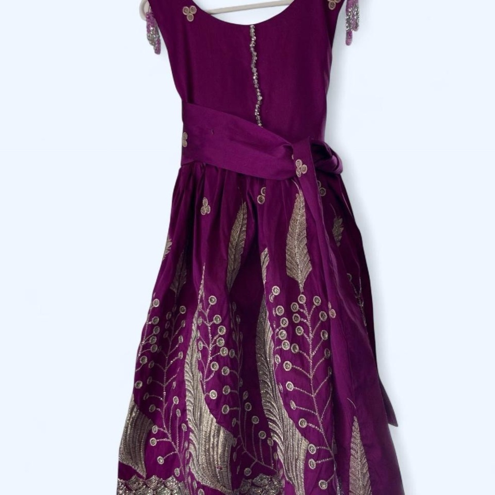 Purple and silver embroidered maxi dress with tie waist beaded sleeveless xxs